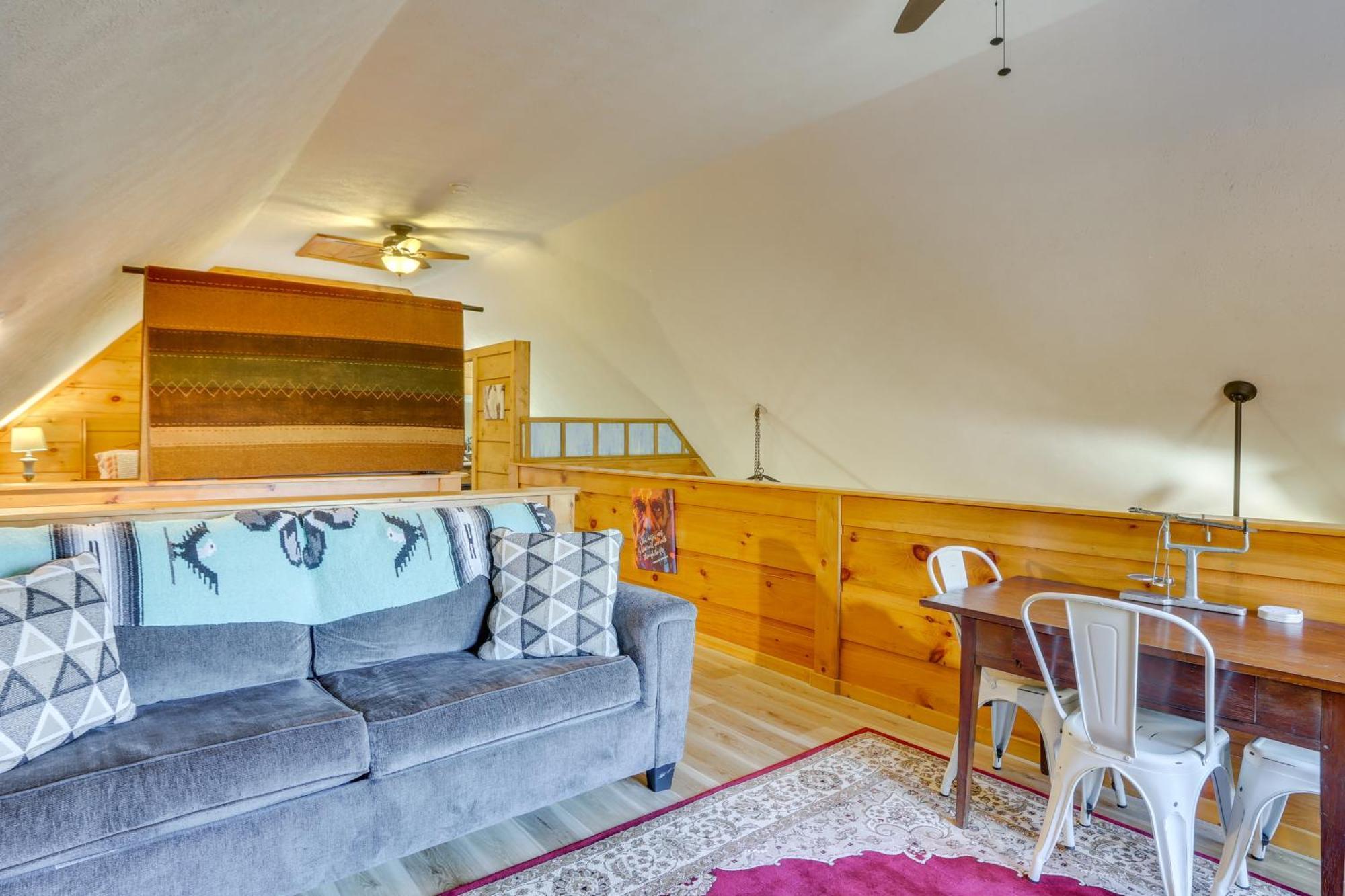 Charming Fancy Gap Cabin With Deck And Gas Grill! 외부 사진