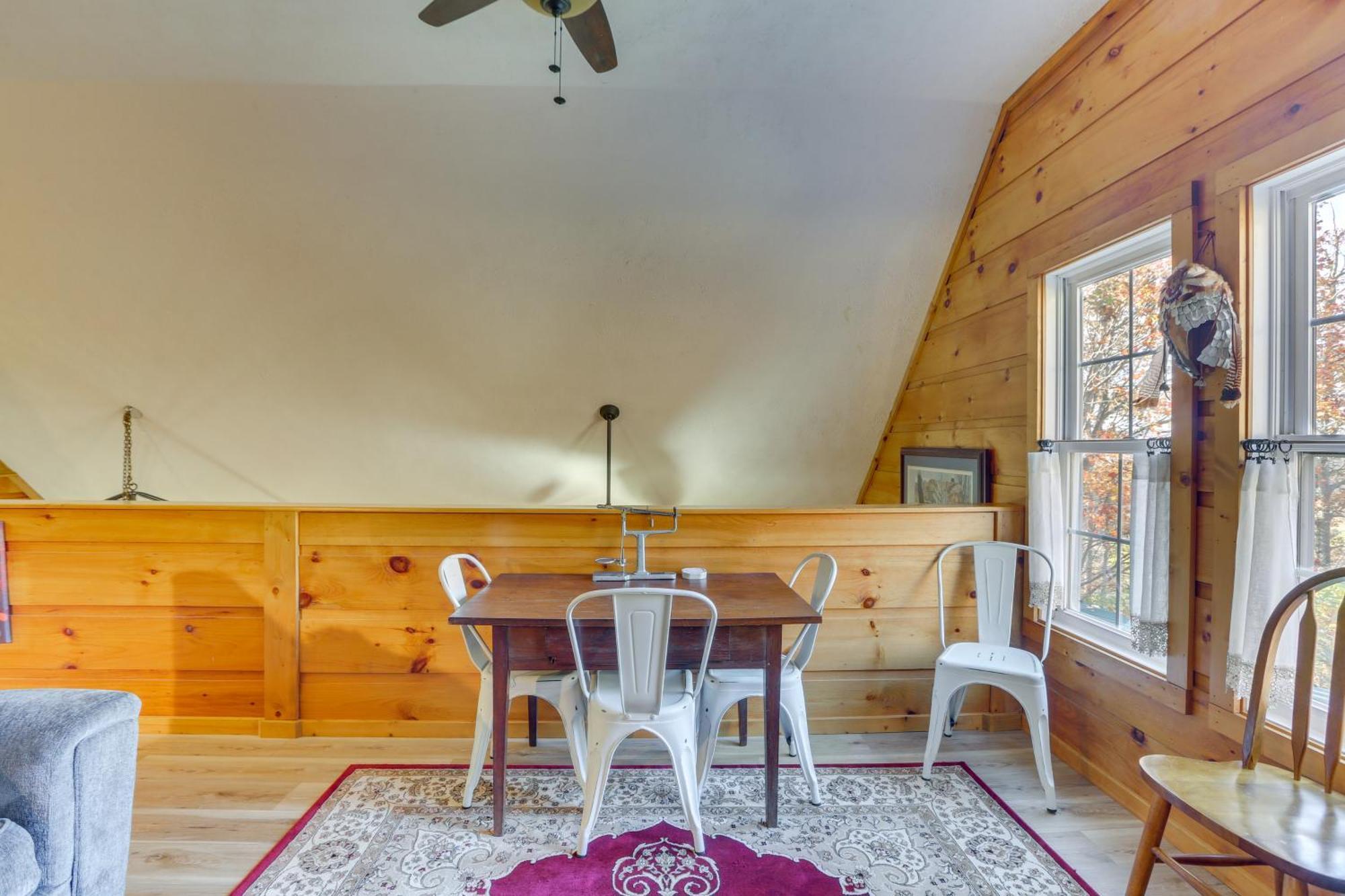 Charming Fancy Gap Cabin With Deck And Gas Grill! 외부 사진