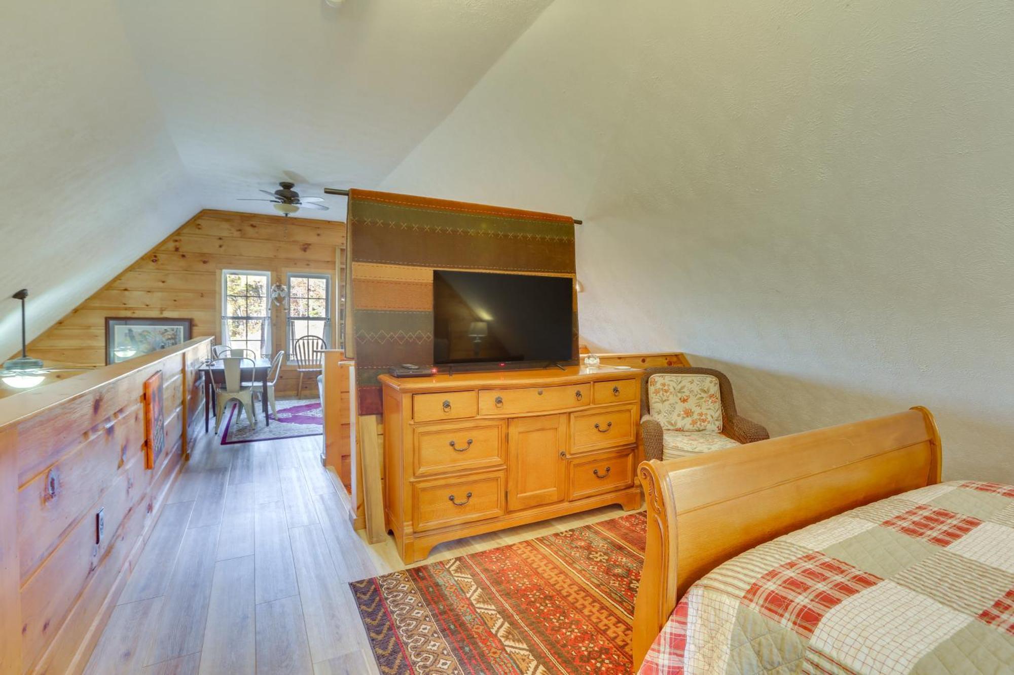 Charming Fancy Gap Cabin With Deck And Gas Grill! 외부 사진