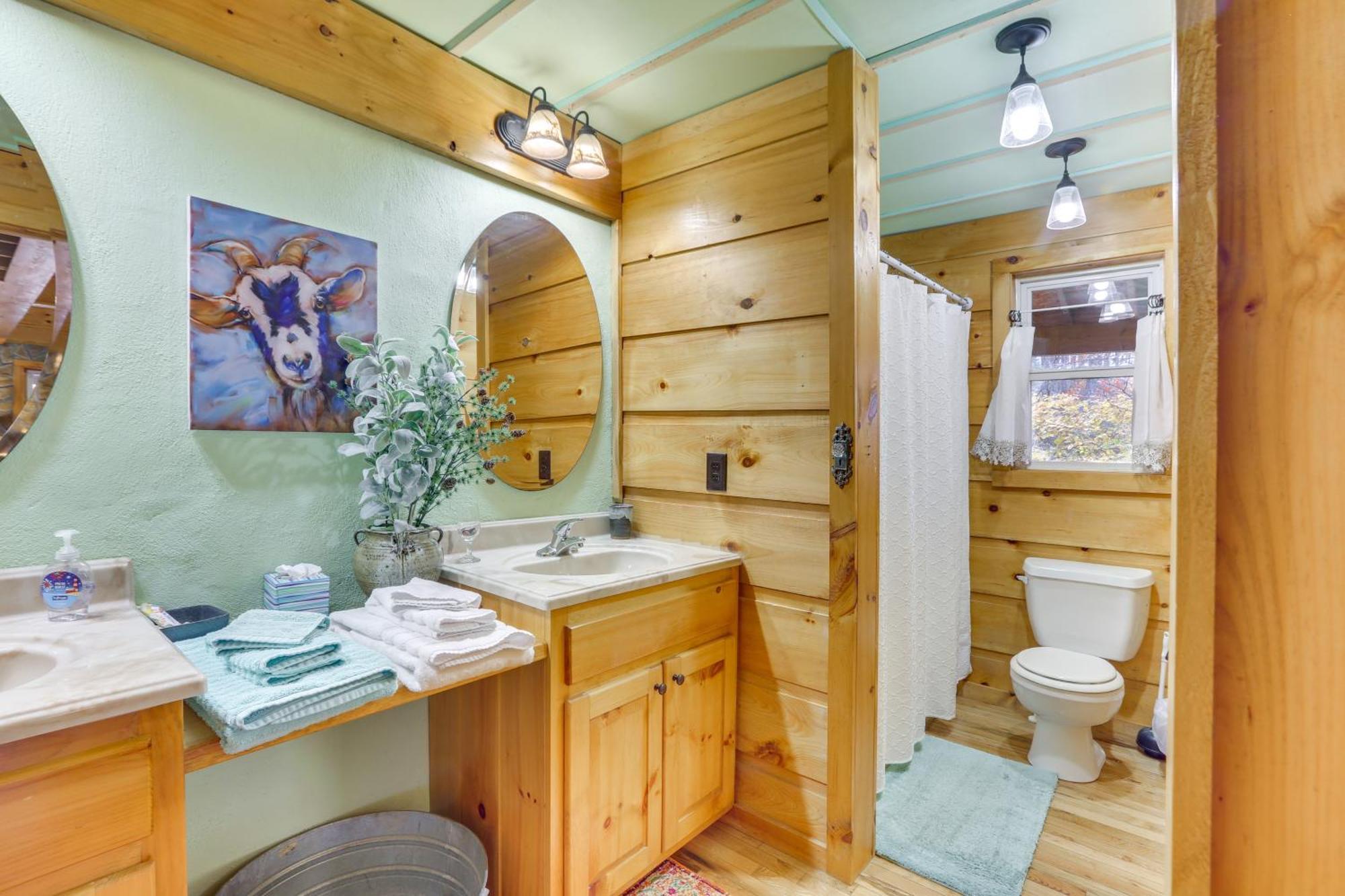 Charming Fancy Gap Cabin With Deck And Gas Grill! 외부 사진